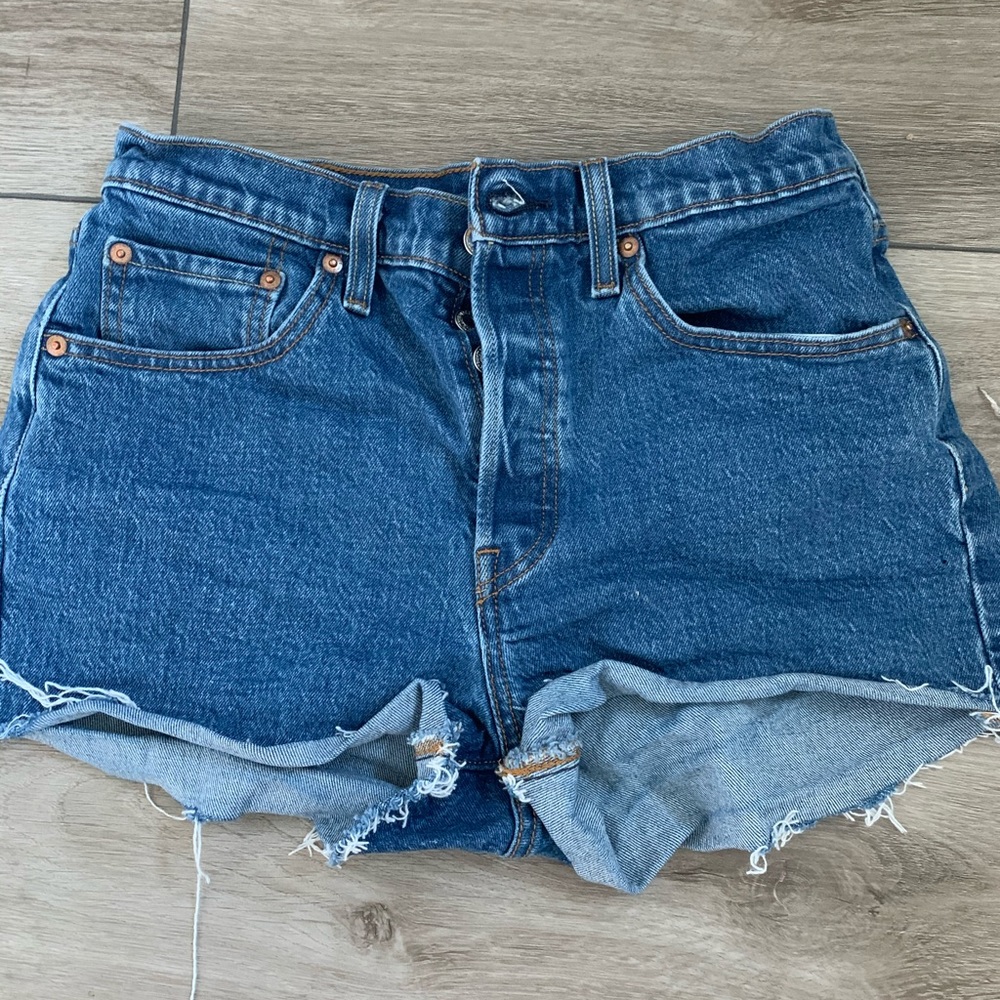 Levi’s 501 high rise shorts
